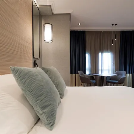 Апартаменты Avenida Lofts Ла-Корунья