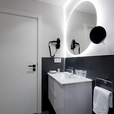 Avenida Lofts *