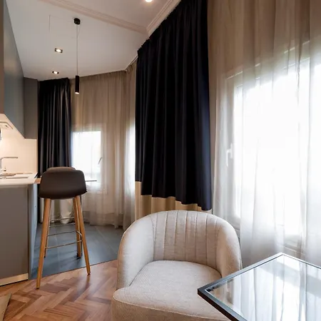 Апартаменты Avenida Lofts