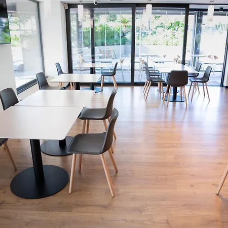 Avenida Lofts * 拉科鲁尼亚